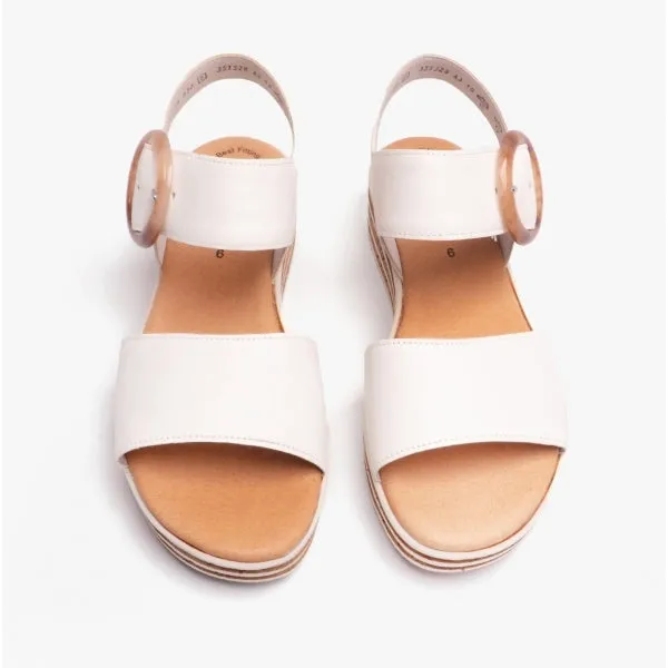 ANDRE Ladies Wedge Sandals Cream
