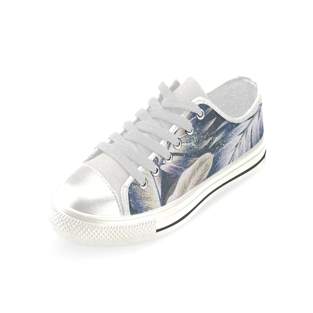 Leaves 1 Aquila Low Rise Women's Shoes up to size 12