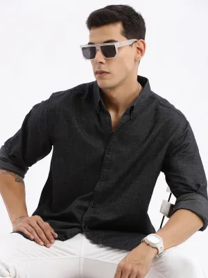 Men Black Standard Slim Fit Button Down Collar Cotton Casual Shirt