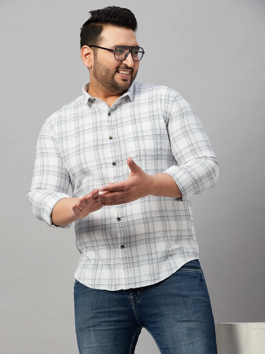 Men Checked White Casual Shirt