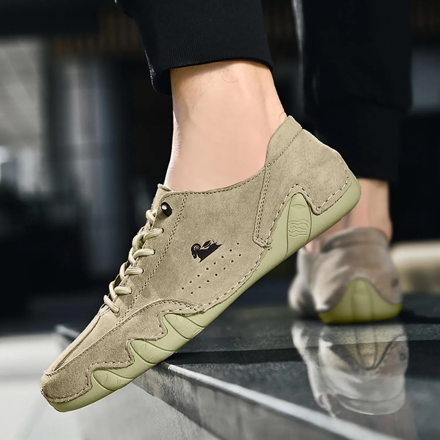 Men's Fashion Versatile Walking Shoes Breathable Casual Comfortable Walking Sneaker Non Slip Barefoot Sneaker