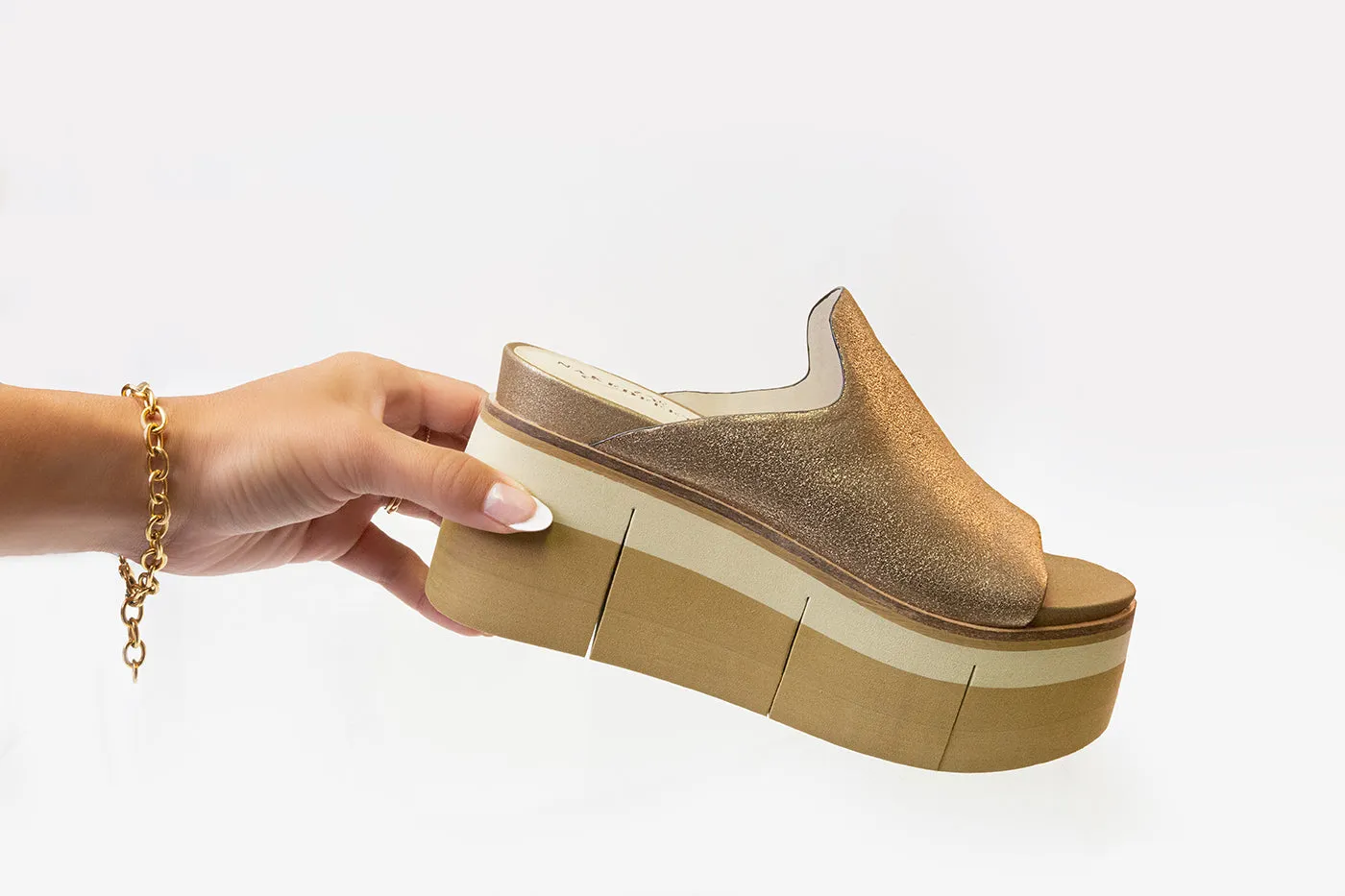 NAKED FEET - FLOW in GOLD Platform Sandals
