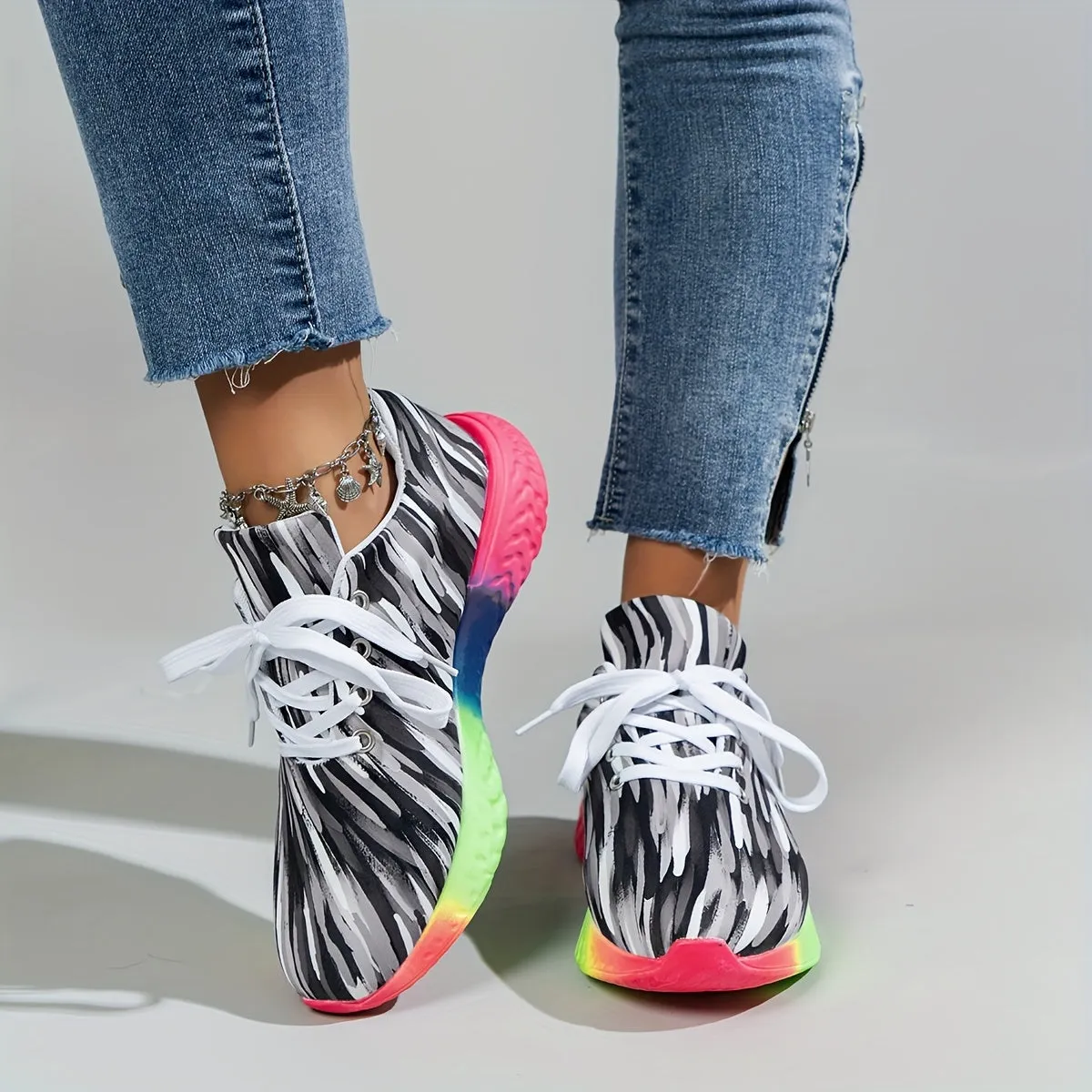 Women's Casual Striped Sneakers, Lightweight Fabric Upper with Faux Sole